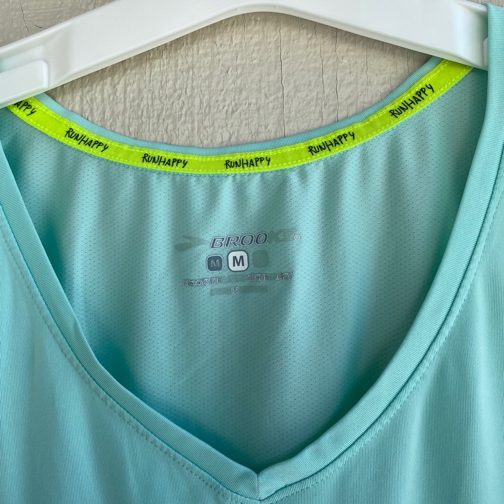 Brooks | workout tank top - Picture 5 of 8